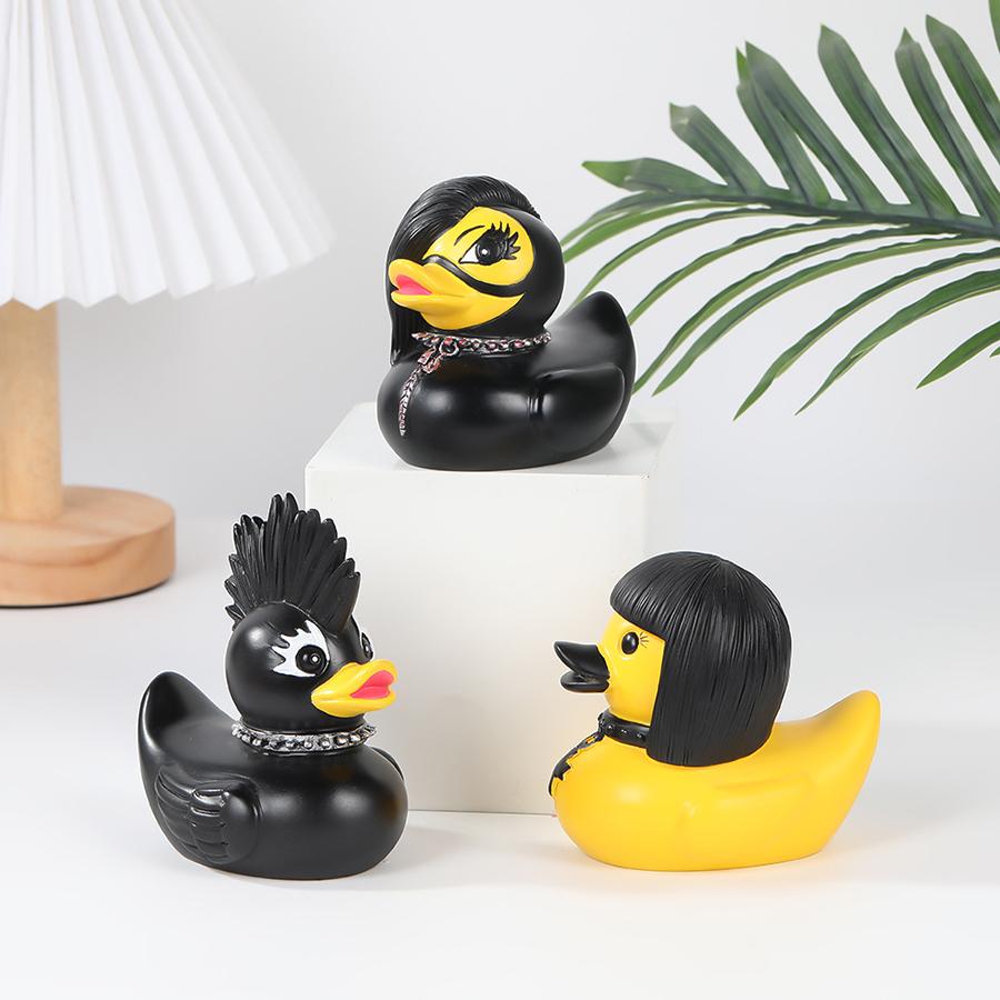 Dark Gothic Duck Sculpture - Satanic Resin Art Statue for Punk Home Decor, Witch Altar & Halloween Decoration
