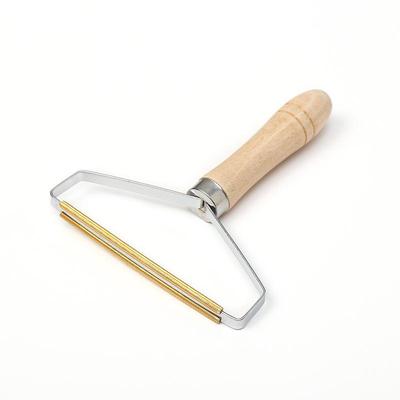 Compact Fuzz & Lint Remover for Clothes and Sweaters