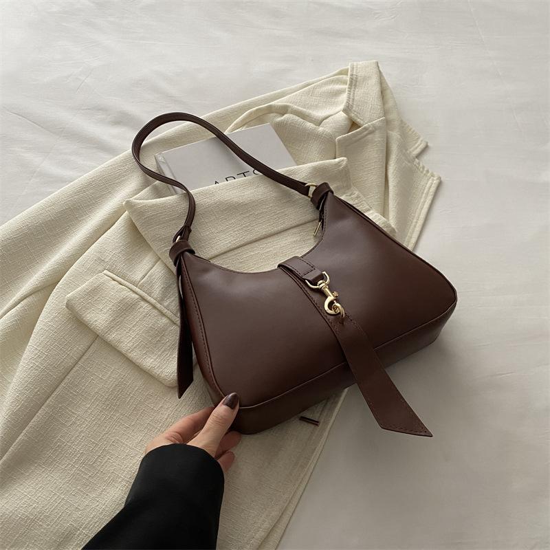 Niche Design Podpažní taška pro ženy v létě Nová retro crossbody taška pocit pro ženy Jednoramenní podpažní taška ve tvaru půlměsíce