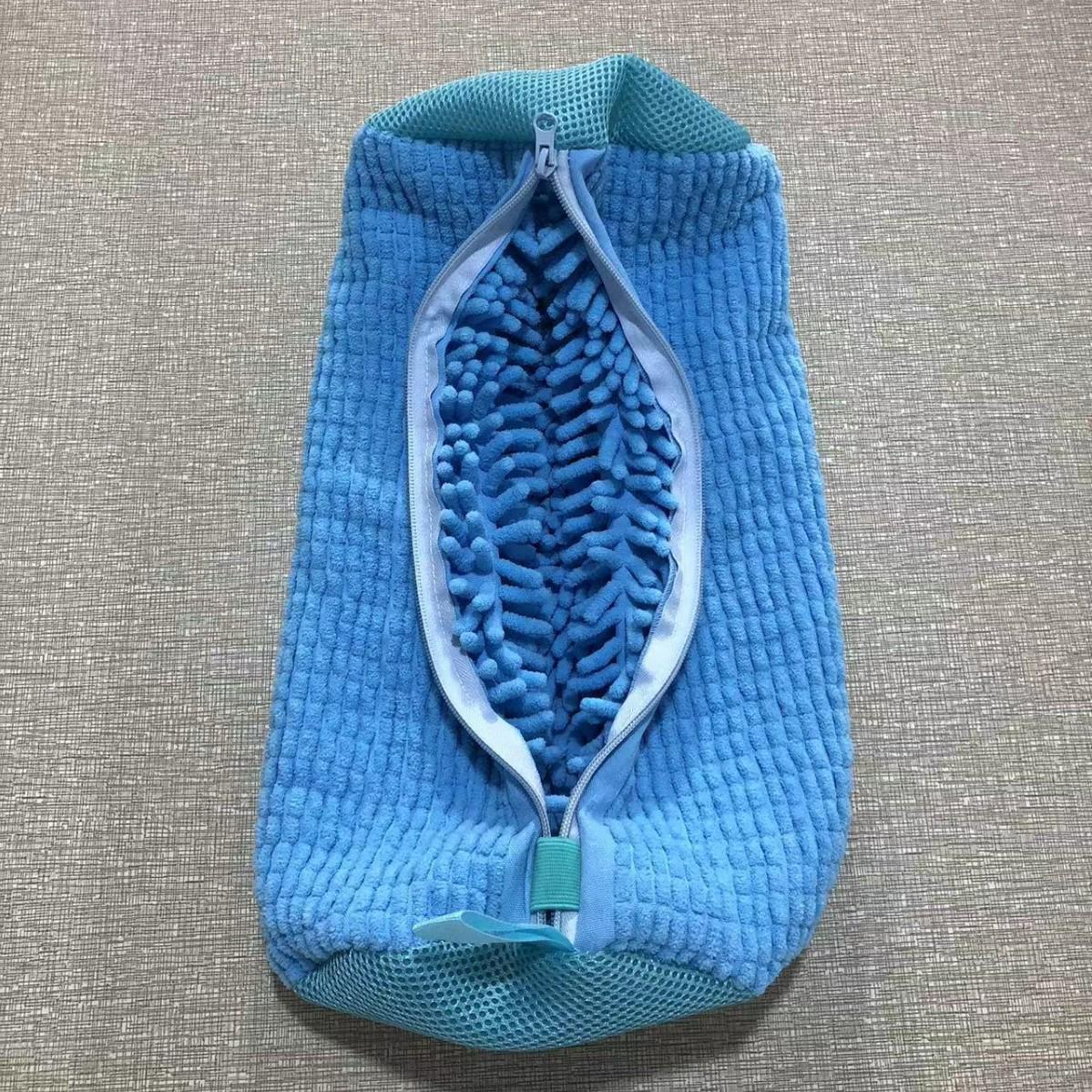 

Chenille Portable Shoe Cleaning Bag: Anti-Deformation Wash & Care for Sneakers, Customizable.