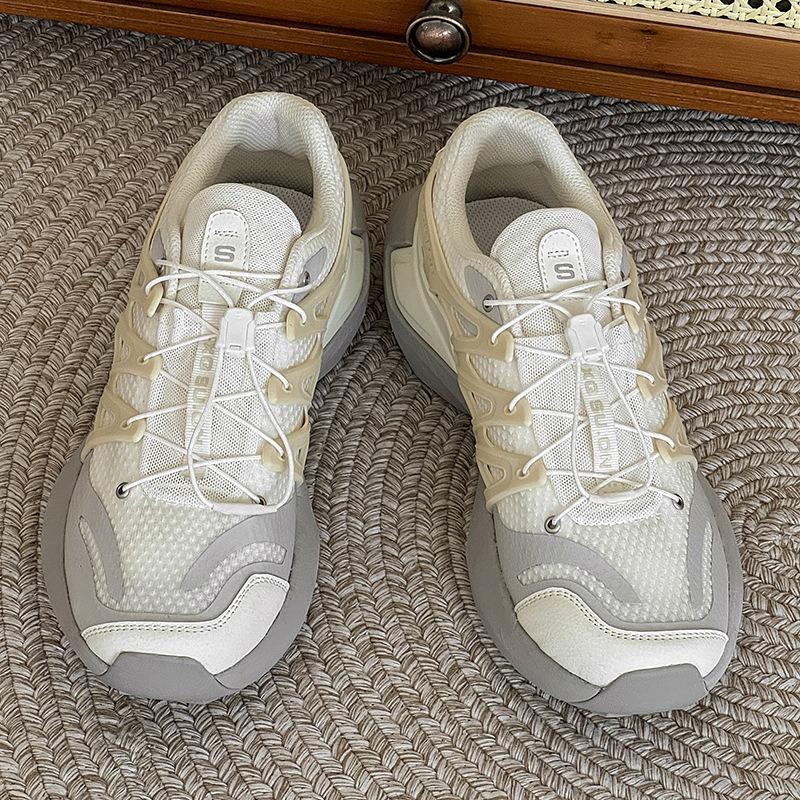 Adult Men's and Women's Breathable Low-top Running Shoes Fashion Outdoor Hiking Hiking Shoes Casual Shoes