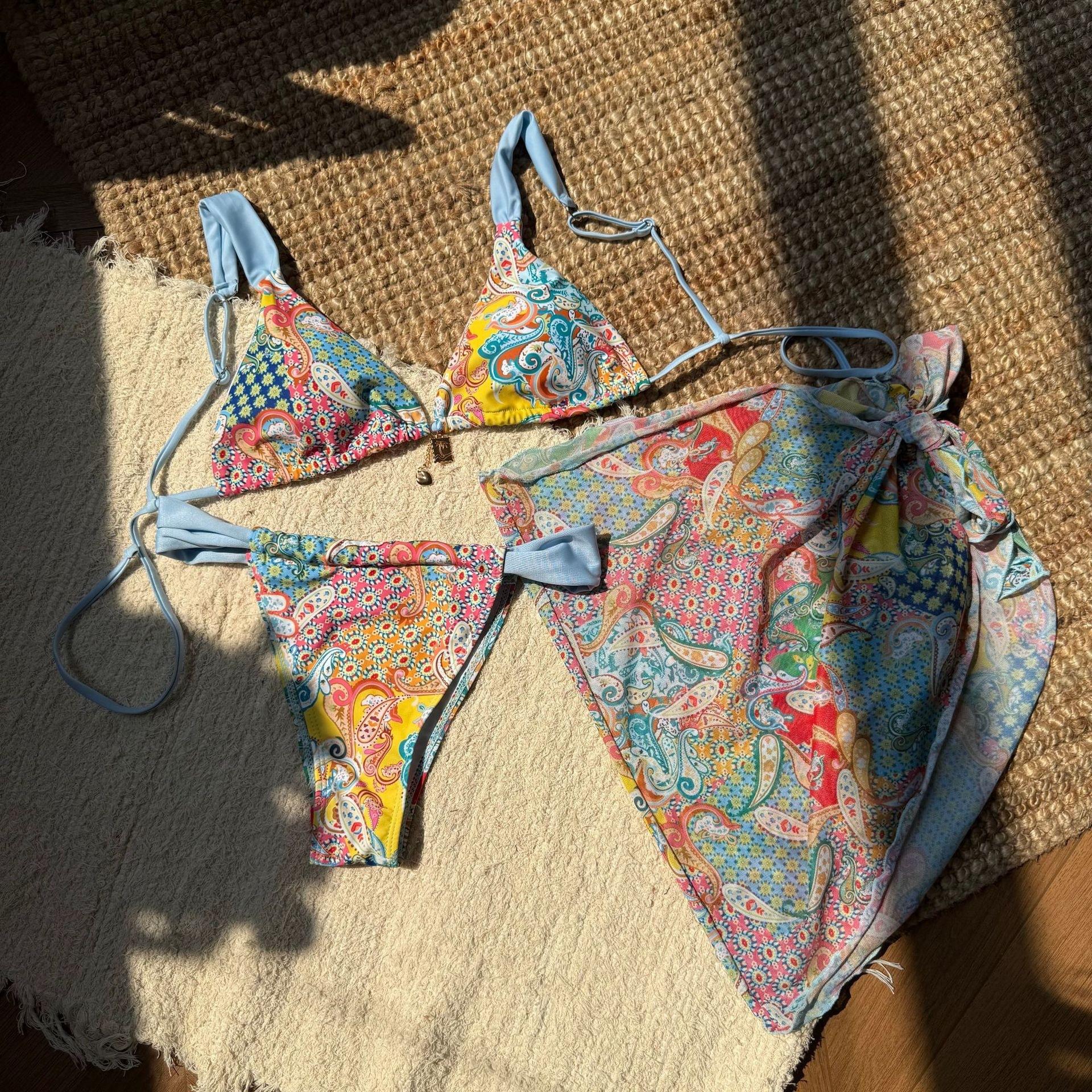Spot European and American fashion sexy swimsuit women s three-piece bikini bikini swimsuit set S