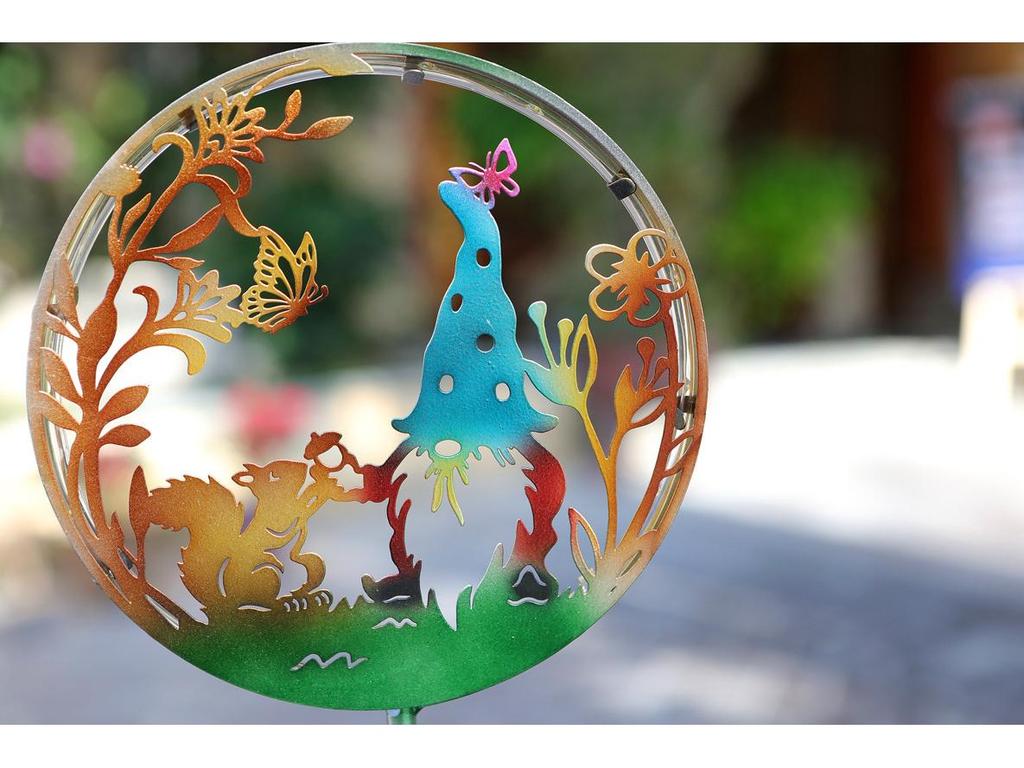 Solar Animal Silhouette LED Stake Light – Wrought Iron Outdoor Landscape Decoration for Courtyard and Small Yards