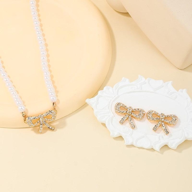 Delicate Bowknot Pendant Necklace and Earrings Combo Graceful Women's Neckchain and Ear Studs Jewelry Set Collection