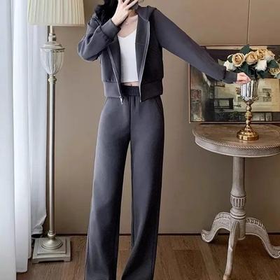Trajes y combinados – Chándales
