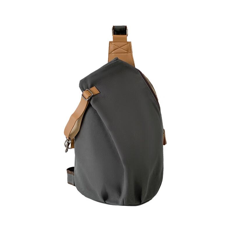 

Mycare Outdoor Large Capacity Canvas Crossbody Chest Bag