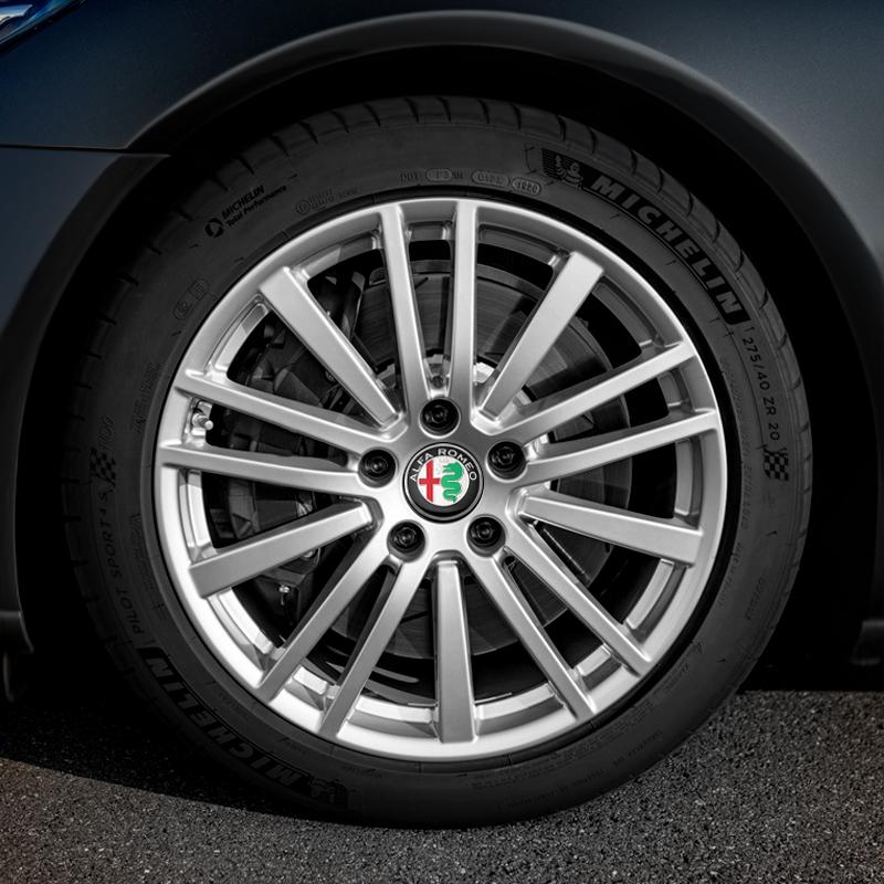 RCIZ5 4Pc/set 56mm Car Wheel Center Sticker Auot Hub Emblem Styling Decals For Alfa Romeo Mito GT Spider Giulietta Stelvio Accessories