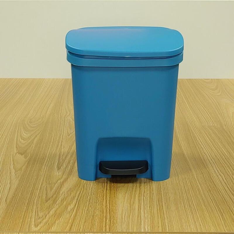 Foot Pedal Kitchen & Bathroom Trash Can