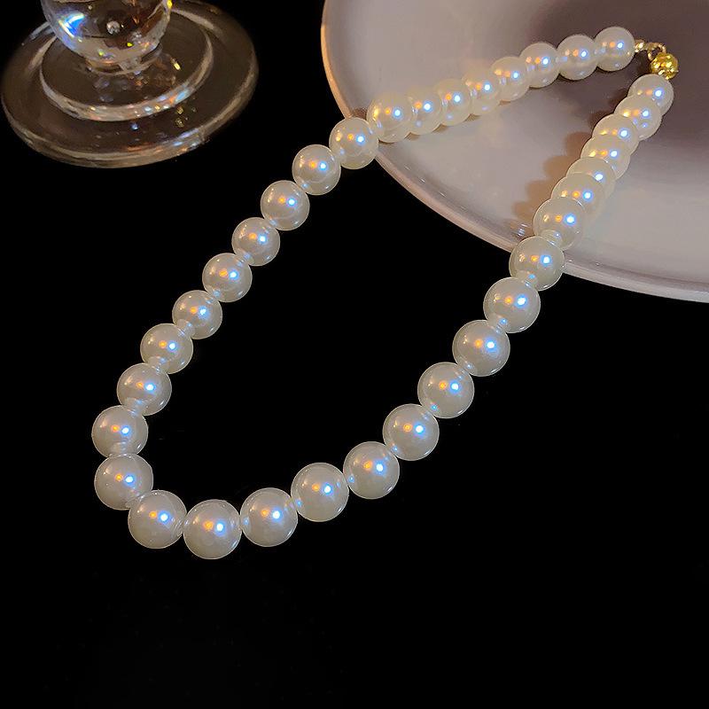 

2024 Модное женское жемчужное ожерелье с магнитной застежкой - белая цепочка из жемчуга Millet на ключицу, простой классический дизайн