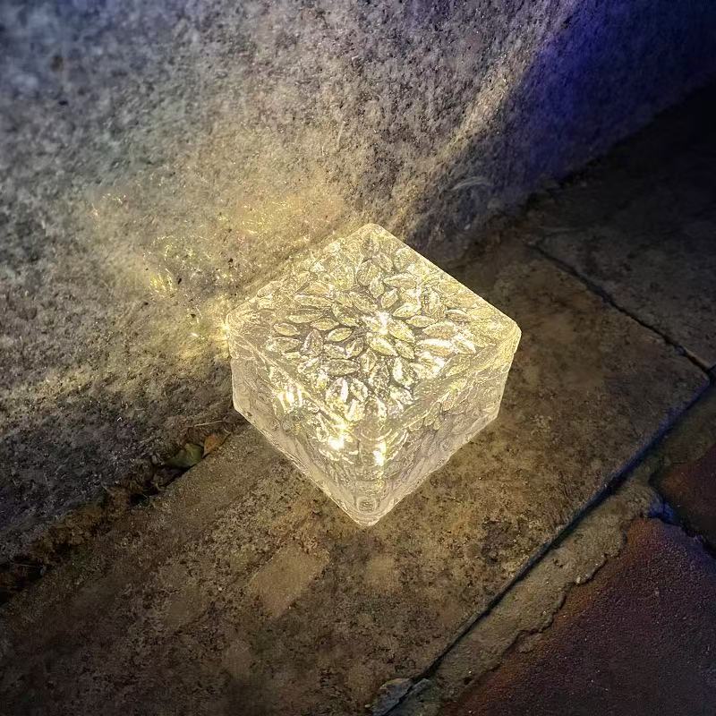 Warm White Solar LED Garden Lamp Ice Buried Ground Decorative Lights Cube Shape Waterproof IP65 Outdoor High CRI 80 10000 Hours