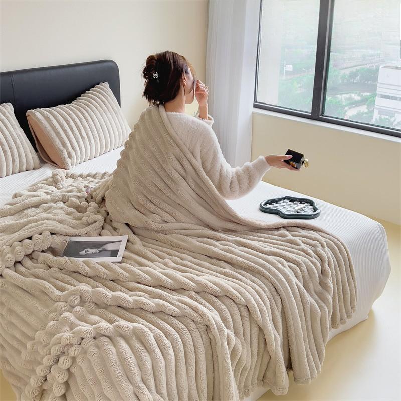 Fleece Throw Blanket for Couch,Super Soft Warm Fluffy Blanket for Bed Sofa Room Decor-Lightweight Cozy Fuzzy Striped Blanket for All Seasons