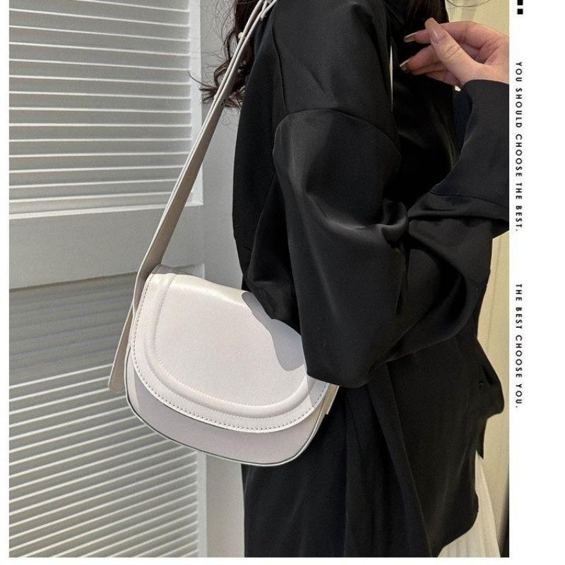 Women's Shoulder Bag New Retro Simple Versatile Wide Shoulder Strap Bag Casual Girl Fashion Trendy Armpit Bag