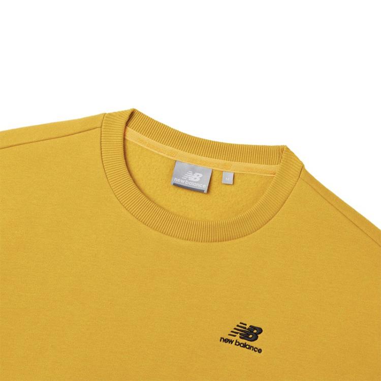 New Balance Sweatshirts Women's Yellow Crew Neck Moderate Regular NCA3N512-MY