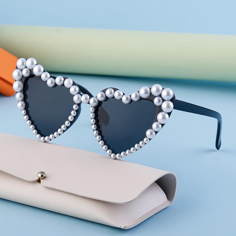 JYL TS Women's Heart-Frame Pearl - Luxury Street Party Sunglasses WF-17070