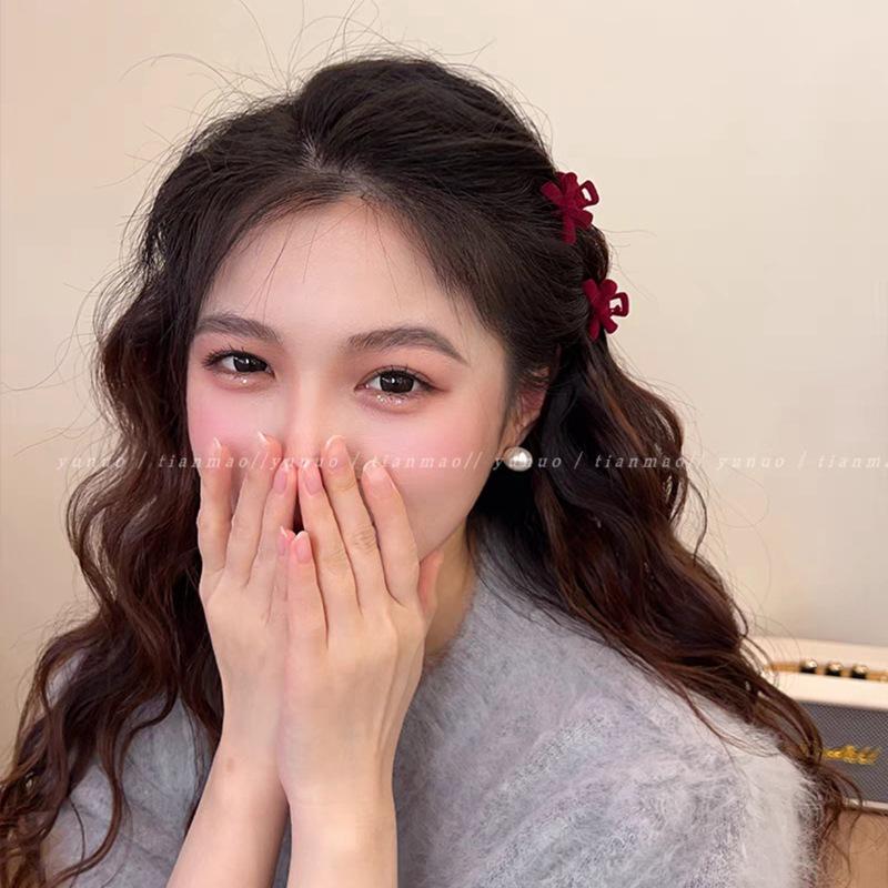 2024 Neue Herbst/Winter Beflockte Schleife Krallenklemme, Damen Haarspange für Pony