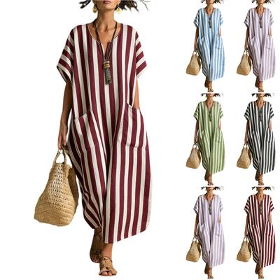 Locker sitzendes gestreiftes Kaftan-Kleid mit V-Ausschnitt und kurzen Ärmeln für Damen, lässiges langes Maxikleid mit Taschen