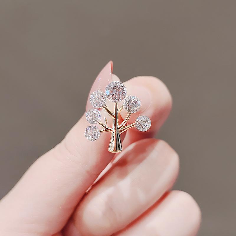 

Брошь «Дерево жизни» женская 2024 года, новая маленькая булавка, антибликовая пряжка, кардиган, аксессуары, антибликовая брошь премиум-класса