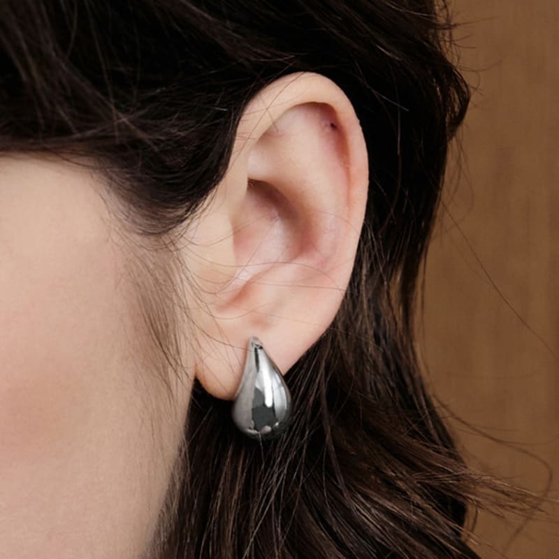 TOU NP020 Metal Volume Earrings