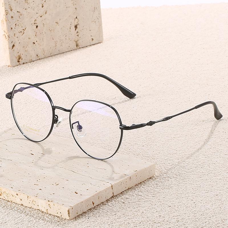 2023 Korean Style Ultra-light Titanium Round Glasses with Exquisite Crotone Temple