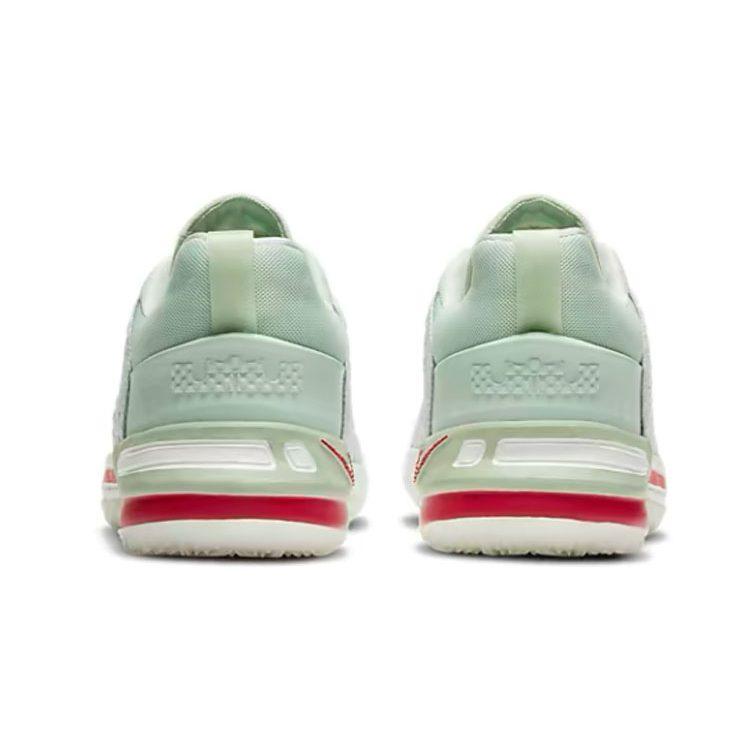 Nike Lebron 18 NRG Low top Children's Basketball Shoes Light Green Kids' CT4713-002