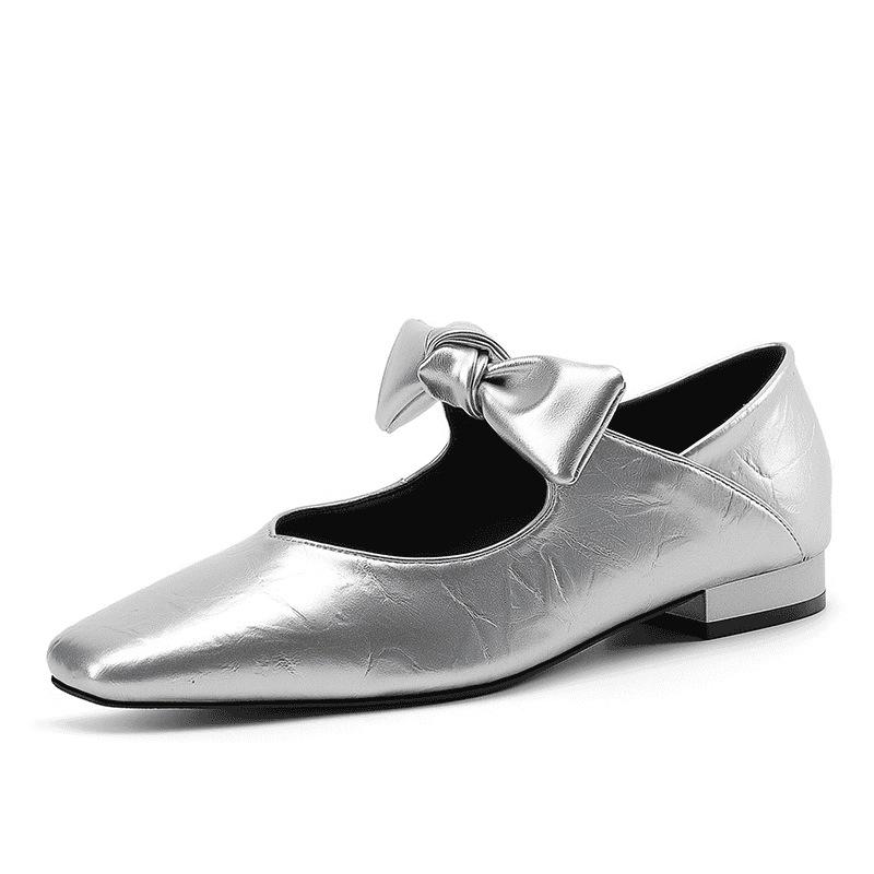 

Серебристые туфли на низком каблуке с квадратным носком для женщин - 2025 год, французский стиль, универсальный дизайн с мелким вырезом 36 серебряный