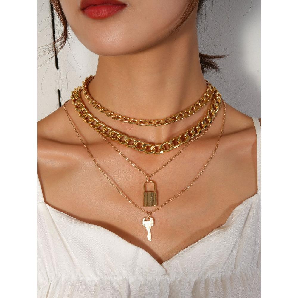 Collier Métal Rétro Niche Personnalisé Chaîne Épaisse Pendentif Alliage Amour Ensemble de Colliers pour Femmes