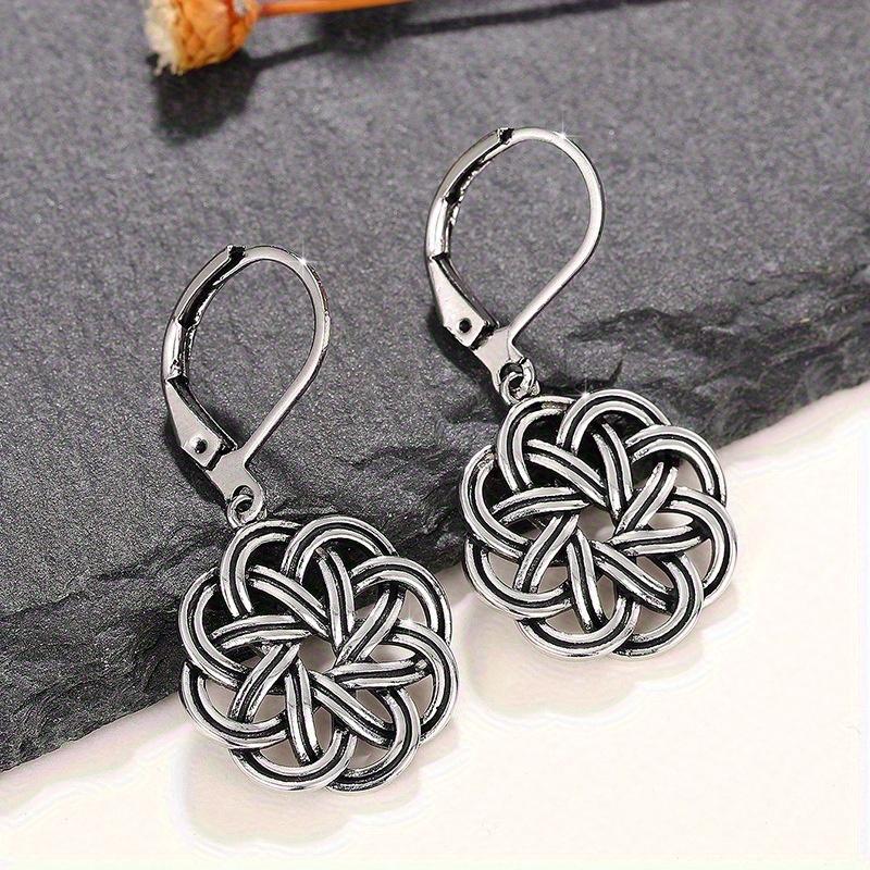 1 Pair of Fashionable Retro Earrings, with Empty Support, Elegant and Atmospheric Woven Earrings, Classical Ethnic Style Ear Buckles