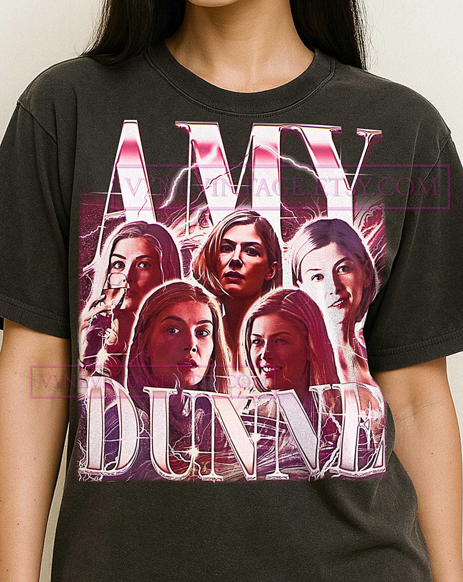 AMY DUNNE T-Shirt, Vintage Character Thriller Villain Star Performer Tee, 90s Retro Throwback, Amy Dunne Sweater S