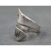 European and American New Style Hand-drawn Mountain Peaks, Green Trees and Forest Entwined Rings