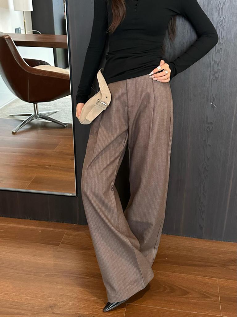 11KN Unisex Wide-Leg Striped Casual Pants - High-End Trendy, Loose Straight Fit, Versatile & Slimming