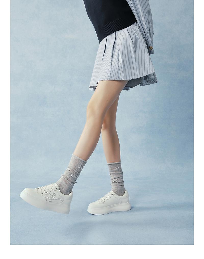 TATA/She's 2026 Spring Shopping Mall Same Fashionable Casual Thick Soled Board Shoes New Style