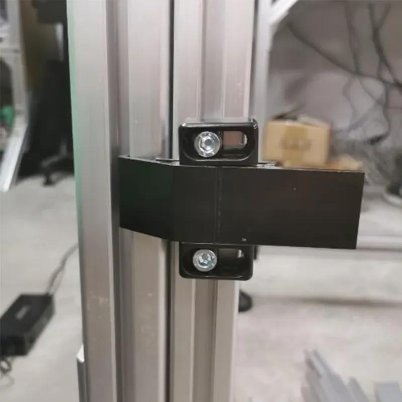 1 STuks Zwart Aluminiumlegering Deursluiting Slot Frame Bevestigingsaccessoires geschikt voor 3030 4040 4545 Europese Standaard Aluminium Profiel