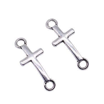 40 stykker 20x8mm Cross Connector Charms Antikk Sølvfarge Barnesmykkemerke: WYISYWG