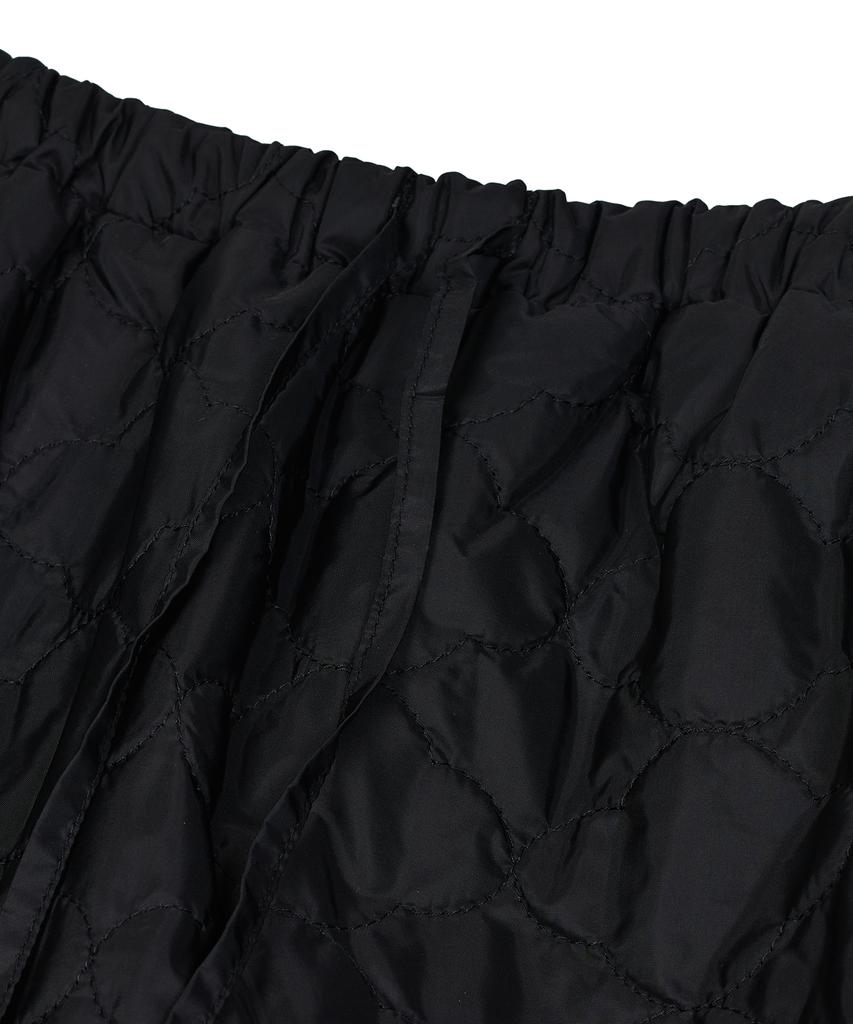 Taibseobiseu Quilted Ruffled Skirt [Black]