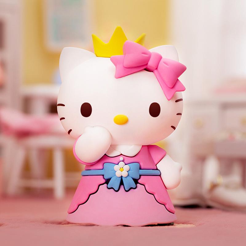 Hello Kitty Dress-up Diary: Kitty Cat Celebrity Figurine