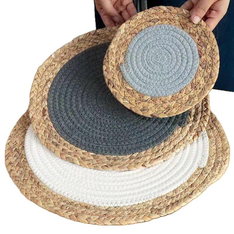 Rattan gewebte Tischsets, Hitzebeständige Untersetzer, Tassenunterlagen, Schüsselunterlagen, Japanisch inspirierte Tischdeko-Kissen für das Esszimmer