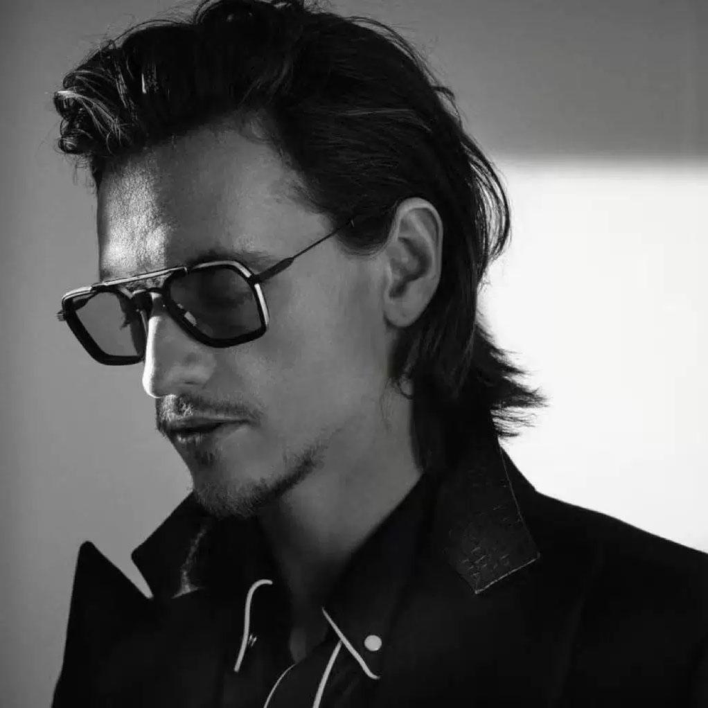 Classic Metal Fashion Square Sunglasses For Men Male Women Luxury Brand Design Vintage Popular Outdoor Driving Sun Glasses Uv400