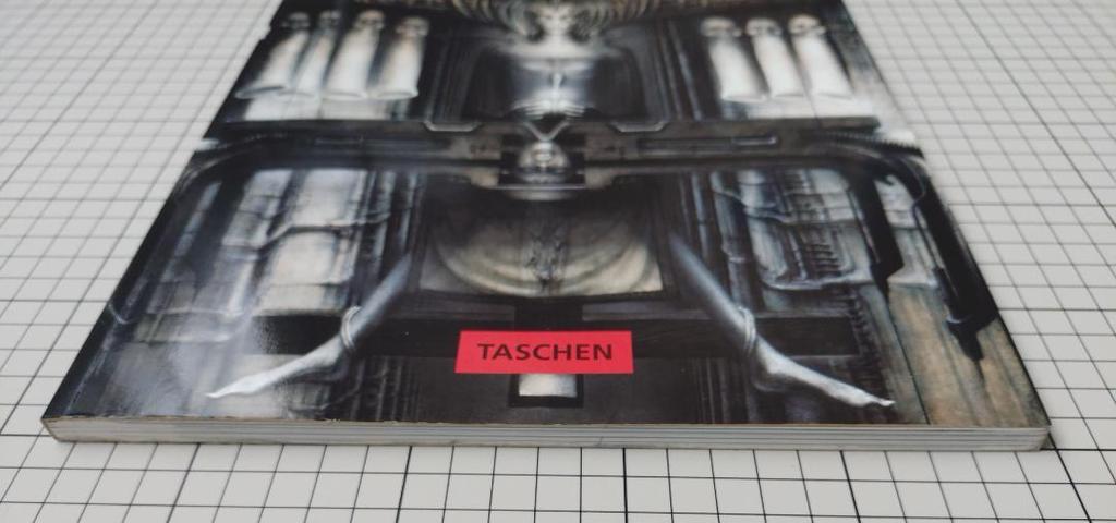 [USED] HR Giger ARh+ (Foreign Books)