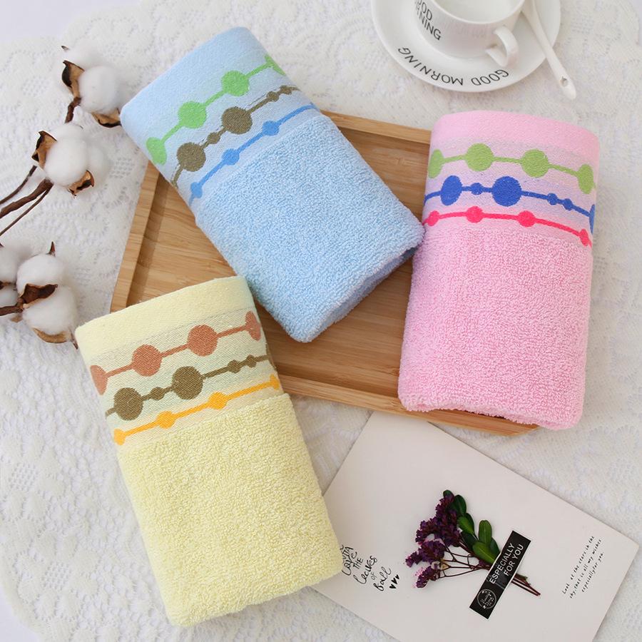 Plaid Cotton-Polyester Hand Towel - Soft, Absorbent, Ideal for Home & Hotel Use