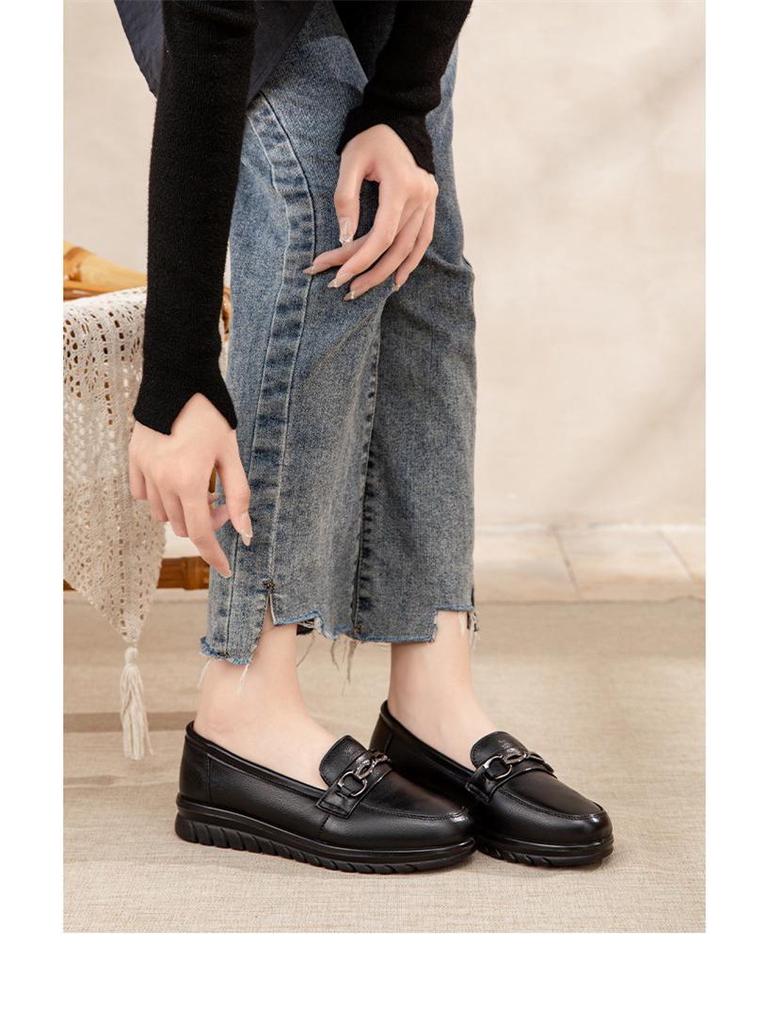 Weiche Sohle Rutschfest Echtes Leder Slipper für Damen, Perfekt für Mütter mittleren Alters oder ältere Mütter.