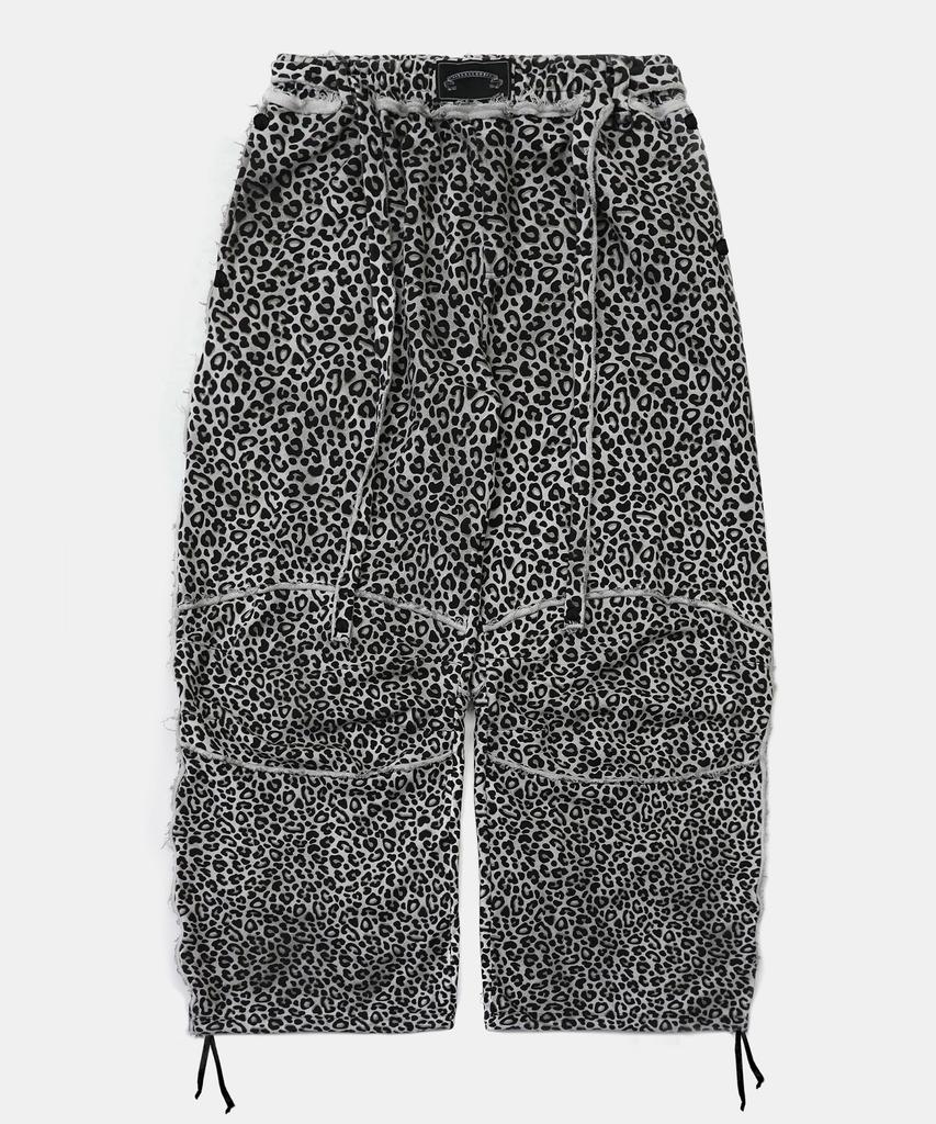 BADBLOOD Raw Edge Convex Jogger - White Leopard