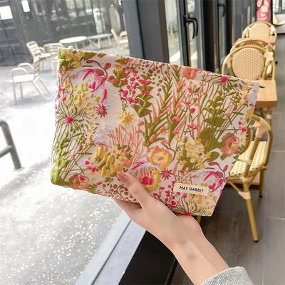 Simple Sweet Pink Flower Embroidered Clutch Cosmetic Bag Makeup Bag Square Canvas Zipper Bag Travel Portable Makeup Organizer