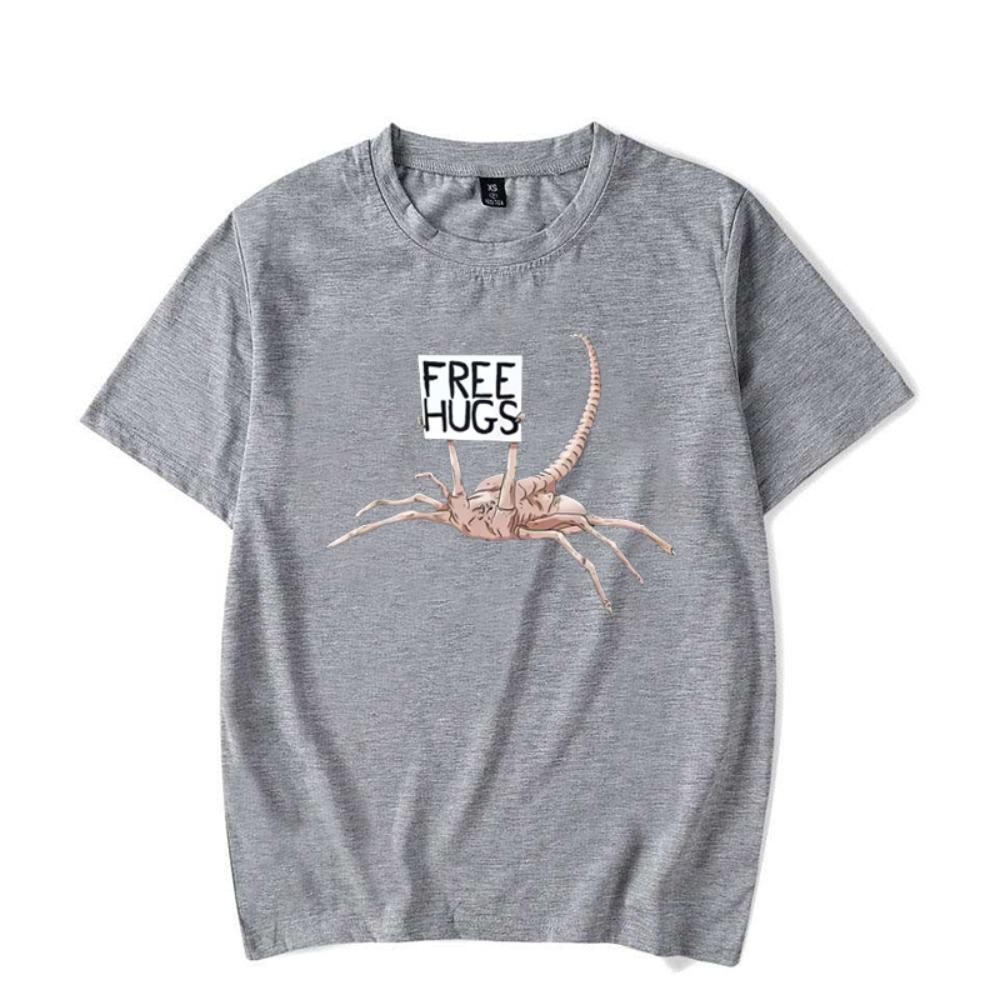 

Free Hugs Funny Facehugger Aliens TShirt Harajuku T Shirt Comfortable Hip Hop Design Top TShirts Women T Shirt 4XL