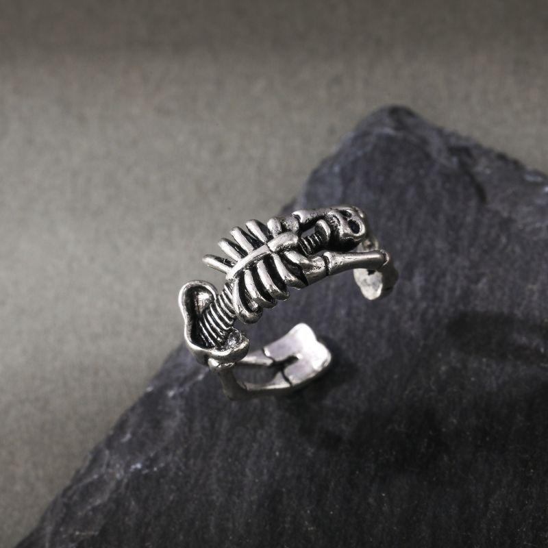 Skeleton Ring Trendy Cool Punk Accessories Unisex Universal Dark Series Jewelry Funny and Dominant Hand Jewelry Unique Gift