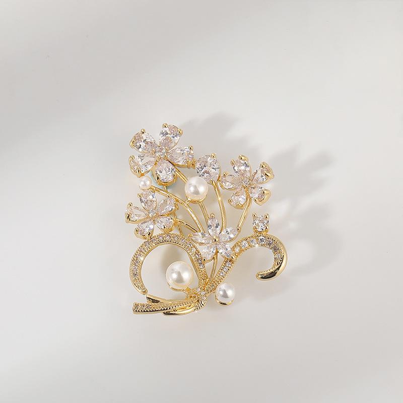 Elegant Zirconia Flower Bouquet Brooch Corsage - High-End Coat Accessory for Weddings