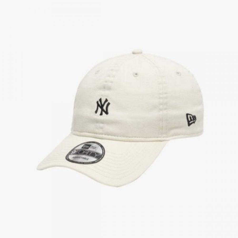 

New Era Mlb New York Yankees Washed Mini Logo Unstructured Ballcap Wine Cork white/OSFM