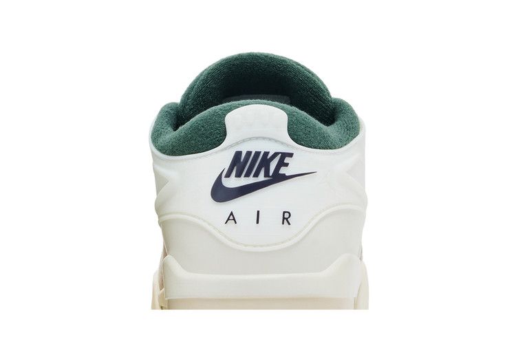 Men's Sneakers Jordan 4 RM Light Cream Midnight Green Sail/Light Cream/Midnight Green/Dark Raisin