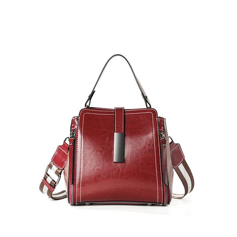 Women s Large Capacity Genuine Leather Crossbody Handbag - High-End Feel, Commuter-Friendly