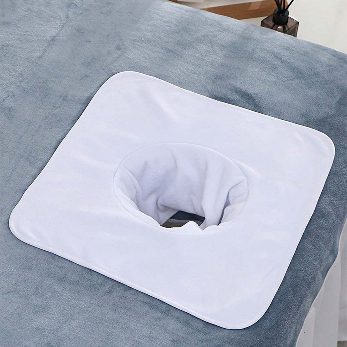 

Towels For Massage Use, With Massage Bed - Comfortable And Soft Massage Bed Cover For Face - Hygienic Spa Bed Protection - Easy To Adapt белый