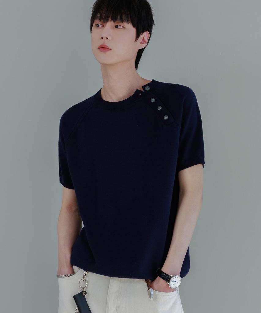 NODU Shoulder Button Raglan Crop Half Knit [Navy]